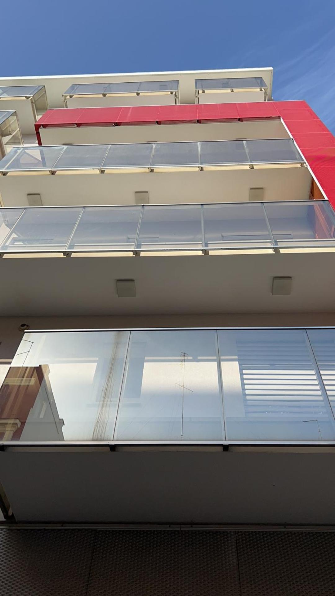 דירות Central Modern Studio בארי מראה חיצוני תמונה