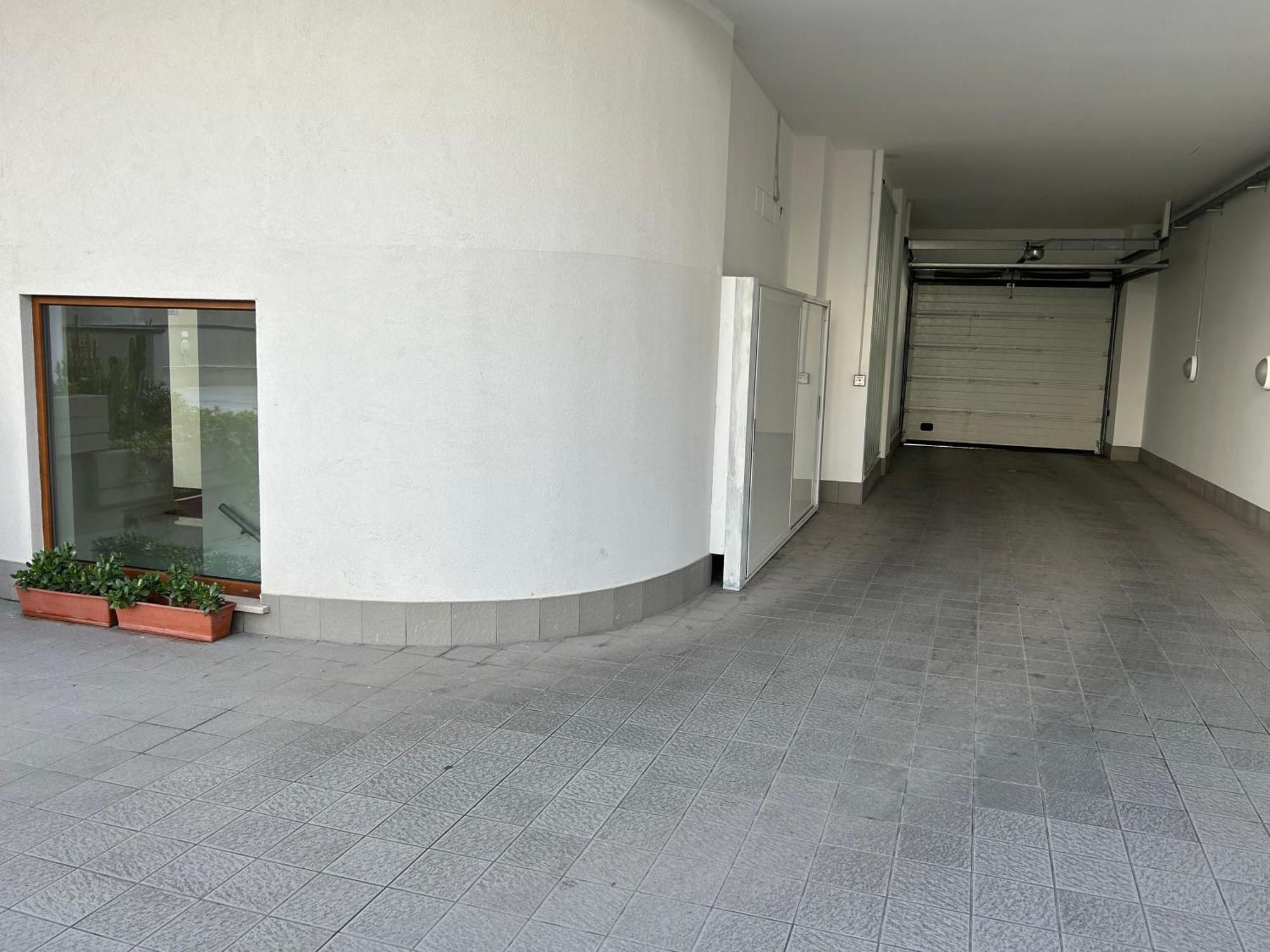 דירות Central Modern Studio בארי מראה חיצוני תמונה