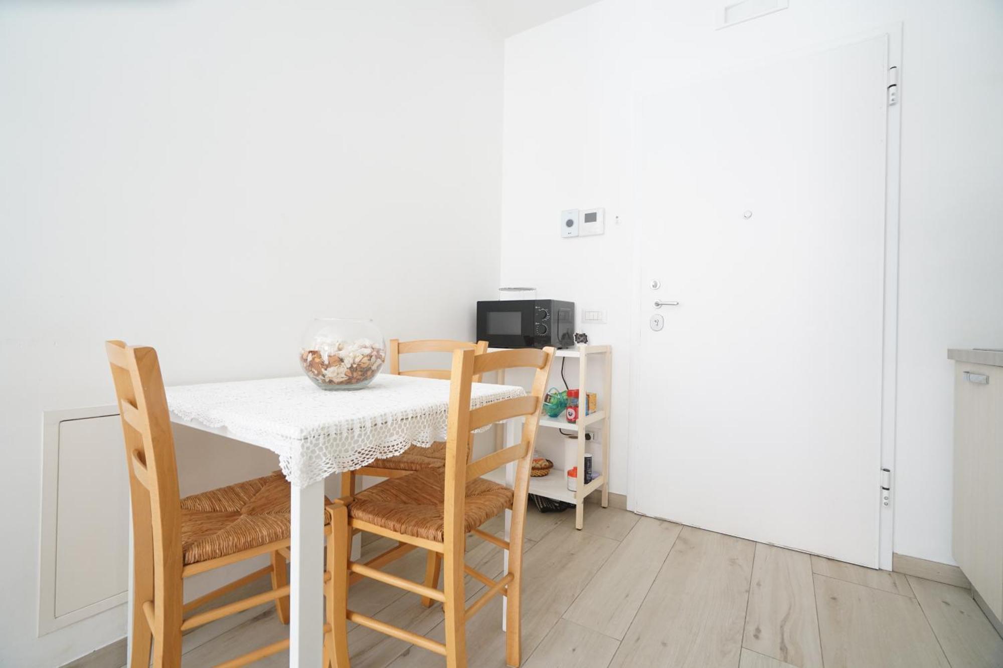 דירות Central Modern Studio בארי מראה חיצוני תמונה